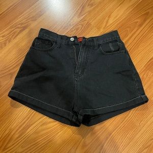 Washed out high waste black shorts